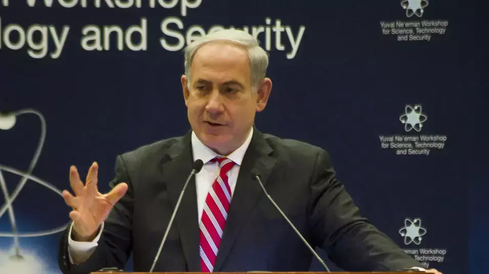 ראש הממשלה בנימין נתניהו ושר הכלכלה נפתלי בנט פתחו את שבוע הסייבר העולמי בנאום באוניברסיטת ת"א, יוני 2013 ראש הממשלה בנימין נתניהו ושר הכלכלה נפתלי בנט פתחו את שבוע הסייבר העולמי בנאום באוניברסיטת ת"א, יוני 2013