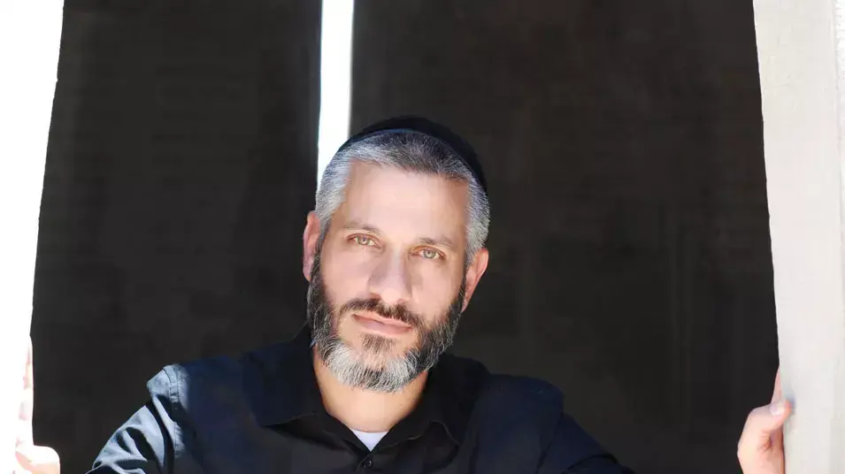 אביתר בנאי, "תל אביב" אביתר בנאי, "תל אביב"