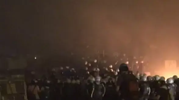 ארדואן מאיים על אלפי המפגינים: "אצמד לצווארכם"