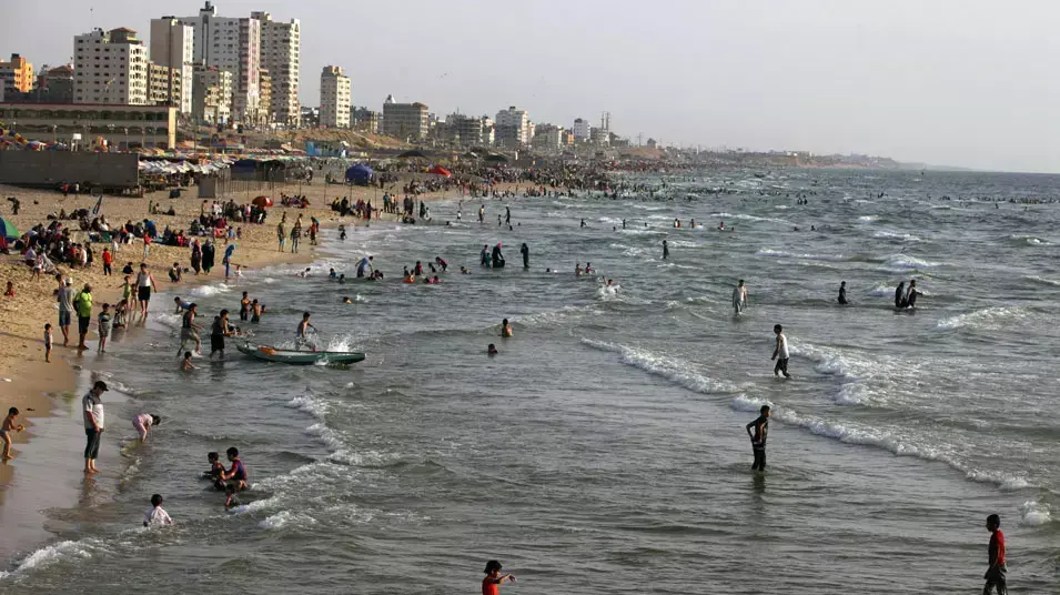 חוף הים בעזה, יוני 2013 חוף הים בעזה, יוני 2013