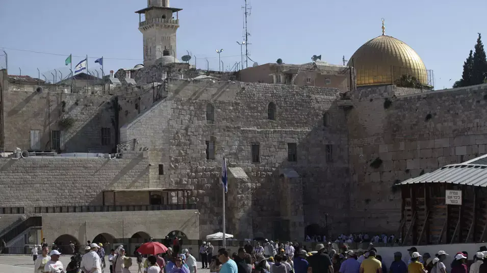מאבטח בכותל המערבי בירושלים ירה למוות בגבר יהודי שצעק אללה אכבר מאבטח בכותל המערבי בירושלים ירה למוות בגבר יהודי שצעק אללה אכבר