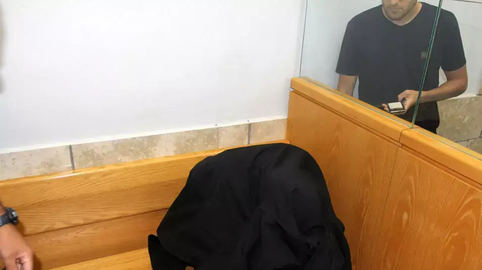 הארכת מעצר בביהמ"ש בנצרת של 2 מדריכים החשודים בתקיפה מינית של חניכים בפנימייה במגדל העמק, יוני 2013 הארכת מעצר בביהמ"ש בנצרת של 2 מדריכים החשודים בתקיפה מינית של חניכים בפנימייה במגדל העמק, יוני 2013