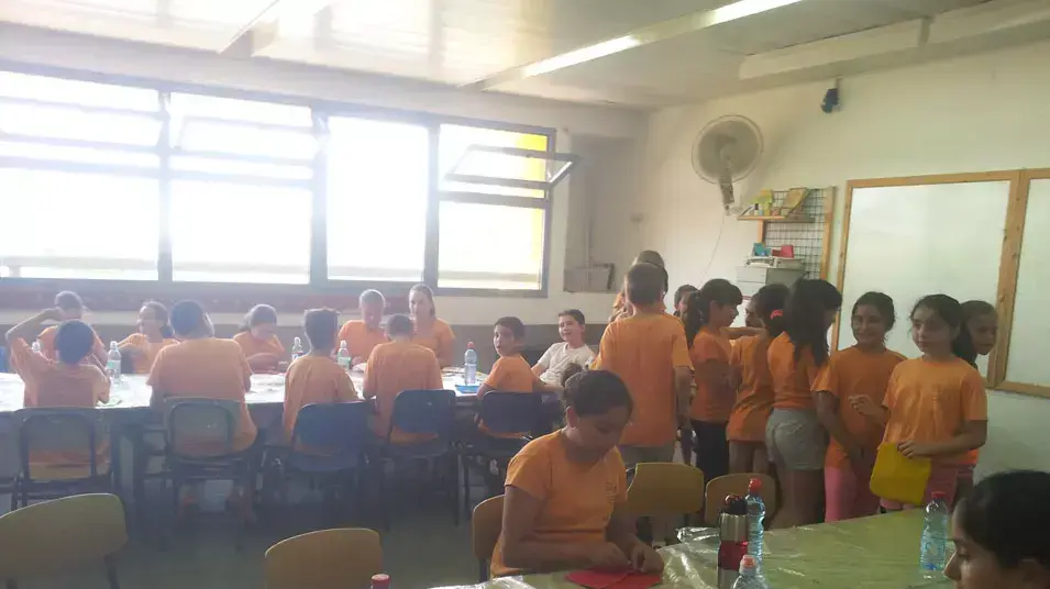 פרויקט למידה על פי משנתו החינוכית של יאנוש קורצ'אק בית הספר שער האריות בחולון, יוני 2013 פרויקט למידה על פי משנתו החינוכית של יאנוש קורצ'אק בית הספר שער האריות בחולון, יוני 2013