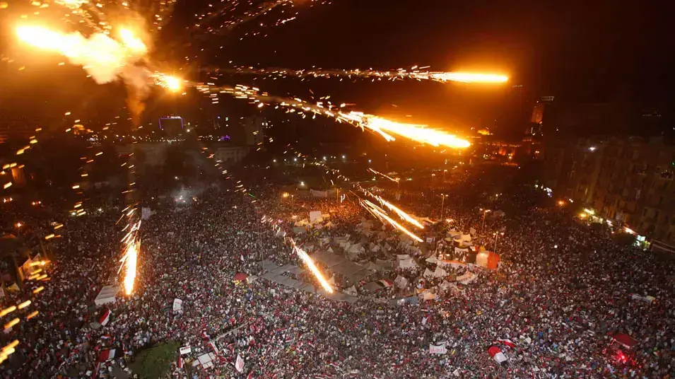 מפגינים בכיכר תחריר בקהיר, יולי 2013 מפגינים בכיכר תחריר בקהיר, יולי 2013