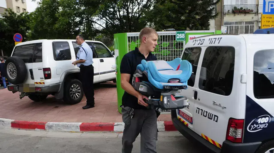 תינוקת נשכחה ברכב ומתה