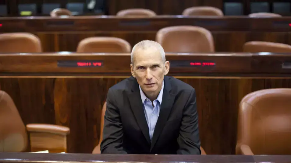 חה"כ עומר בר- לב. יולי 2013 חה"כ עומר בר- לב. יולי 2013