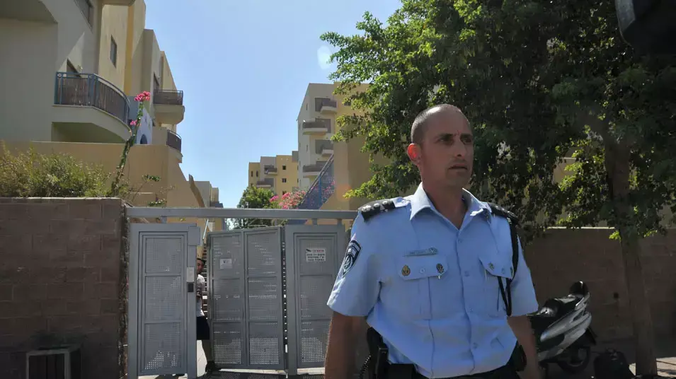 חשד לרצח: דקר את חברו בגלל ריב על אלכוהול באילת חשד לרצח: דקר את חברו בגלל ריב על אלכוהול באילת