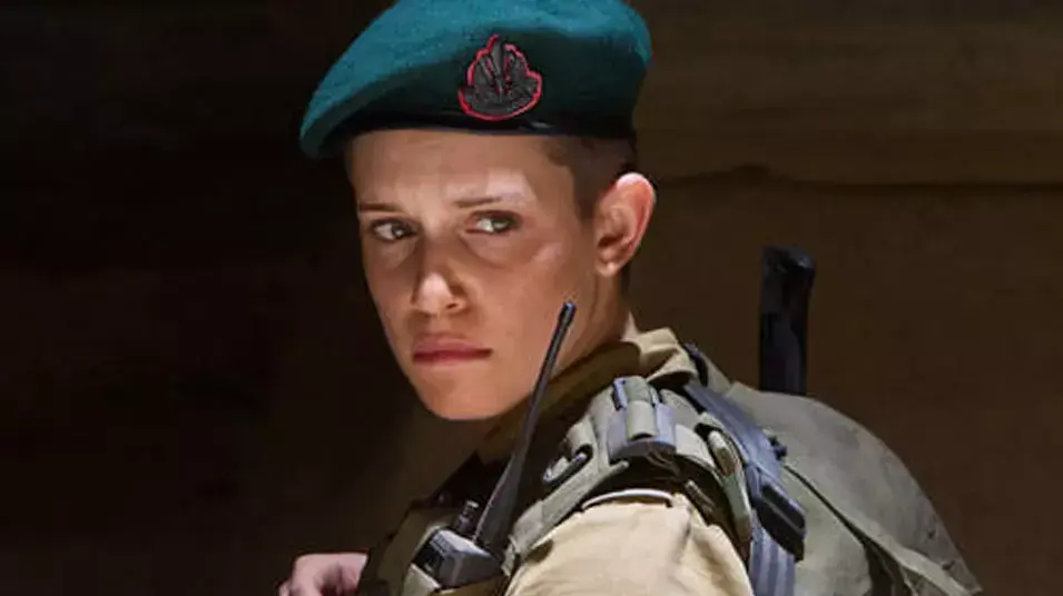 דניאלה קרטס בסרט "מלחמת העולם Z" דניאלה קרטס בסרט "מלחמת העולם Z"