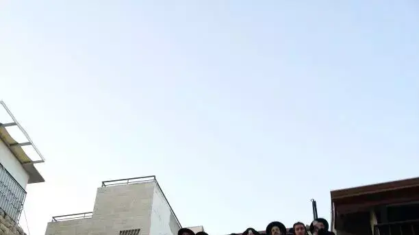 חרדים תקפו חייל בשכונת מאה שערים, יולי 2013 חרדים תקפו חייל בשכונת מאה שערים, יולי 2013