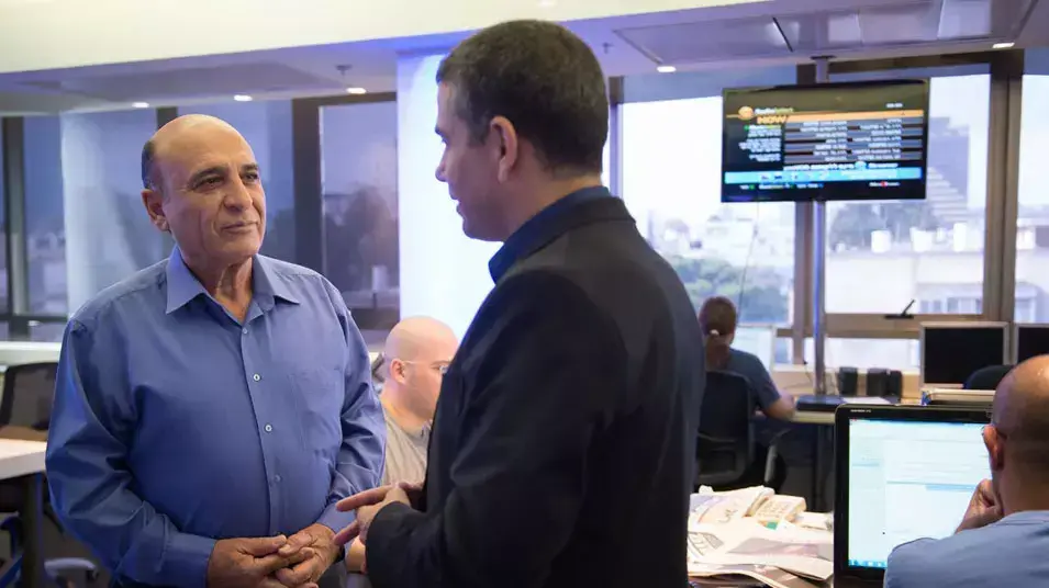 יו"ר קדימה שאול מופז וינון מגל בראיון באולפן וואלה!, יולי 2013 יו"ר קדימה שאול מופז וינון מגל בראיון באולפן וואלה!, יולי 2013