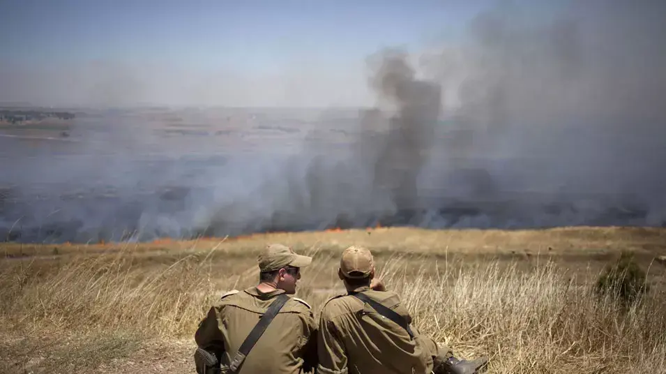אש ברמת הגולן בעקבות נפילת פצמ"רים שנורו מעבר לגבול הסורי, בלחימה בין כוחות אסד למורדים, 16 יולי 2013 אש ברמת הגולן בעקבות נפילת פצמ"רים שנורו מעבר לגבול הסורי, בלחימה בין כוחות אסד למורדים, 16 יולי 2013