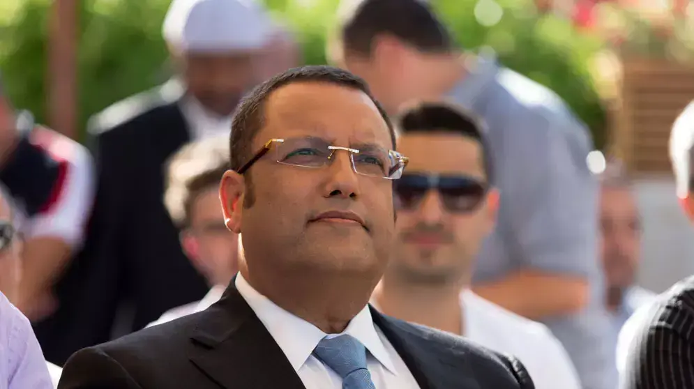 משה ליאון לפני מסע"ת בה הכריז על מועמדותו לראשות עיריית י-ם. יולי 2013