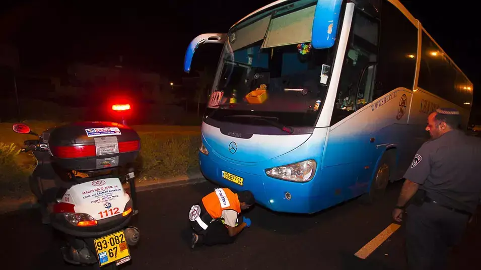 נכה בן 70 נהרג מפגיעת אוטובוס באור עקיבא, יולי 2013 נכה בן 70 נהרג מפגיעת אוטובוס באור עקיבא, יולי 2013