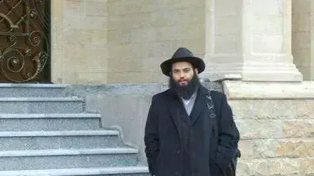 הרב עובדיה איסקוב, שליח חב"ד לעיר דרבנט, רוסיה 