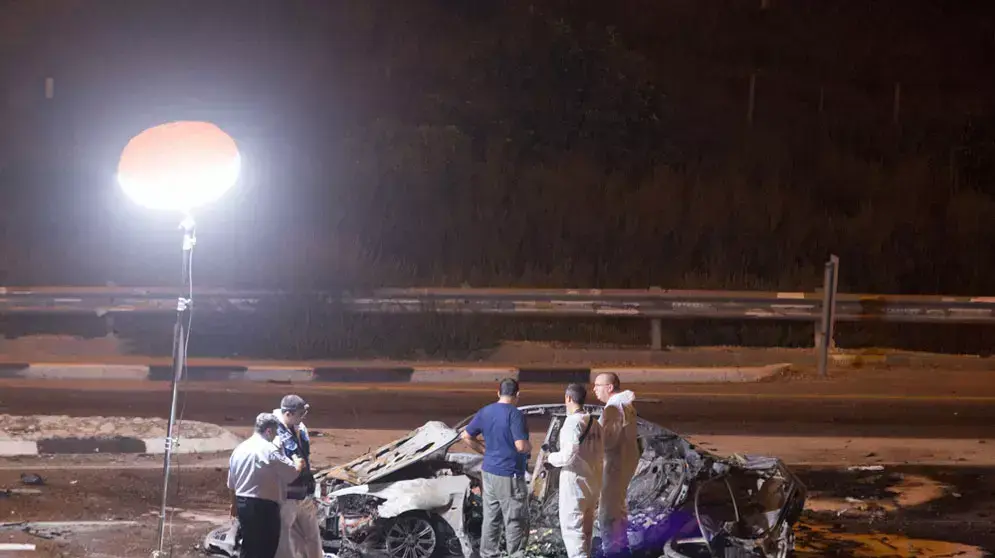 חשד לחיסול כפול בפתח תקווה: שני הרוגים בפיצוץ מכונית ליד צומת ירקונים חשד לחיסול כפול בפתח תקווה: שני הרוגים בפיצוץ מכונית ליד צומת ירקונים