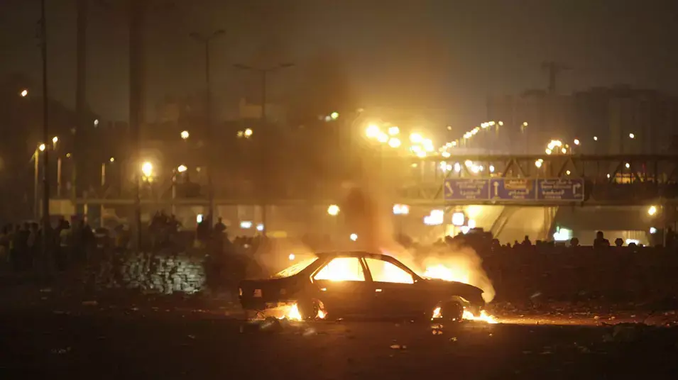 עשרות הרוגים בהפגנות תמיכה בנשיא המודח מוחמד מורסי. קהיר, 27 ביולי 2013 עשרות הרוגים בהפגנות תמיכה בנשיא המודח מוחמד מורסי. קהיר, 27 ביולי 2013