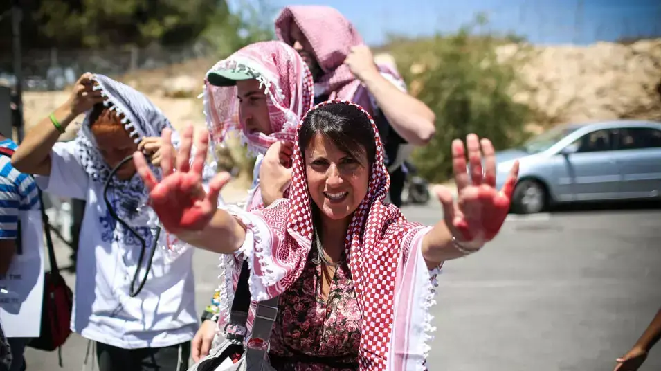 הפגנה נגד שחרור מחבלים, הבוקר מול ישיבת הממשלה, יולי 2013 הפגנה נגד שחרור מחבלים, הבוקר מול ישיבת הממשלה, יולי 2013