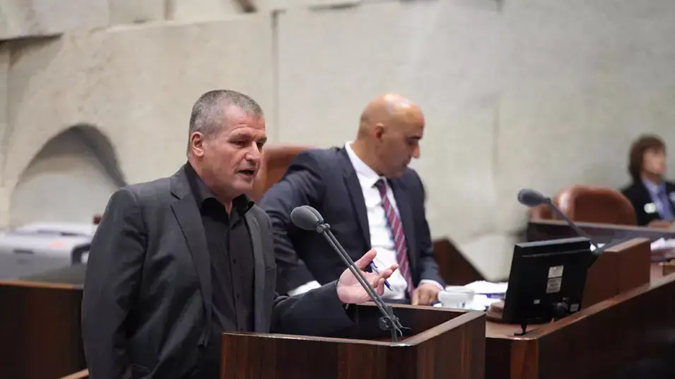 מיקי רוזנטל במליאת הכנסת בדיון על חוק המשילות מיקי רוזנטל במליאת הכנסת בדיון על חוק המשילות