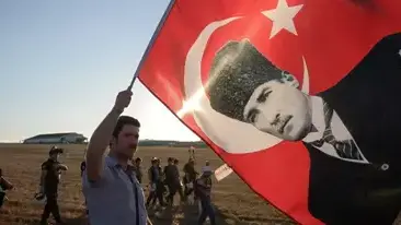 הפגנות לקראת הקראת גזר הדין בפרשת ארגנקון. איסטנבול, אוגוסט 2013 הפגנות לקראת הקראת גזר הדין בפרשת ארגנקון. איסטנבול, אוגוסט 2013