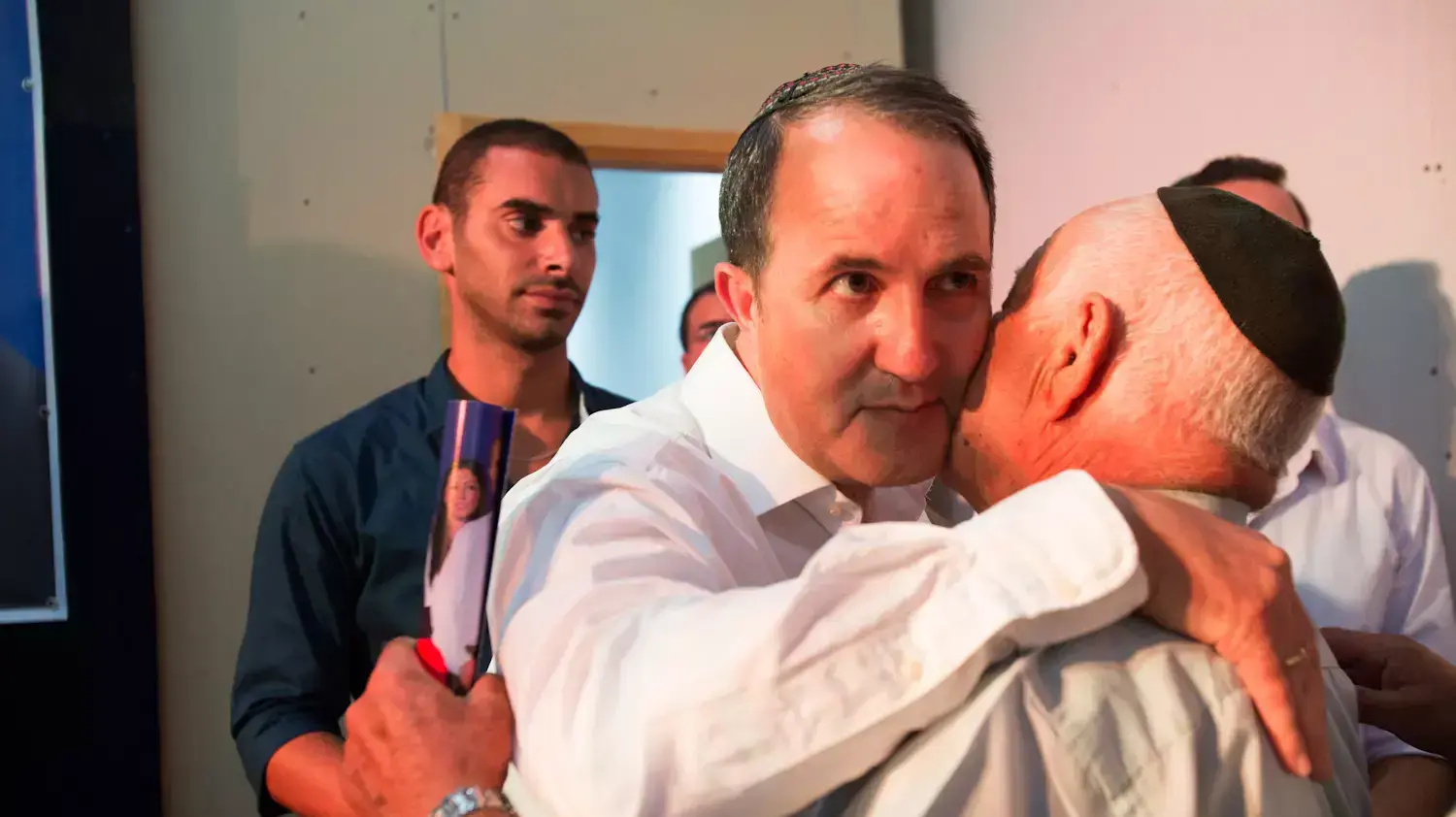 יחיאל לסרי מועמד לראשות עיריית אשדוד. אוגוסט 2013 יחיאל לסרי מועמד לראשות עיריית אשדוד. אוגוסט 2013