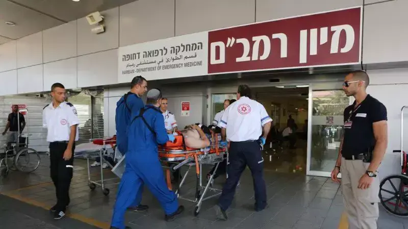 הפצוע מתקרית הירי לעבר סיור צה"ל בגבול לבנון מובהל לביה"ח רמב"ם. אוגוסט 2013 הפצוע מתקרית הירי לעבר סיור צה"ל בגבול לבנון מובהל לביה"ח רמב"ם. אוגוסט 2013