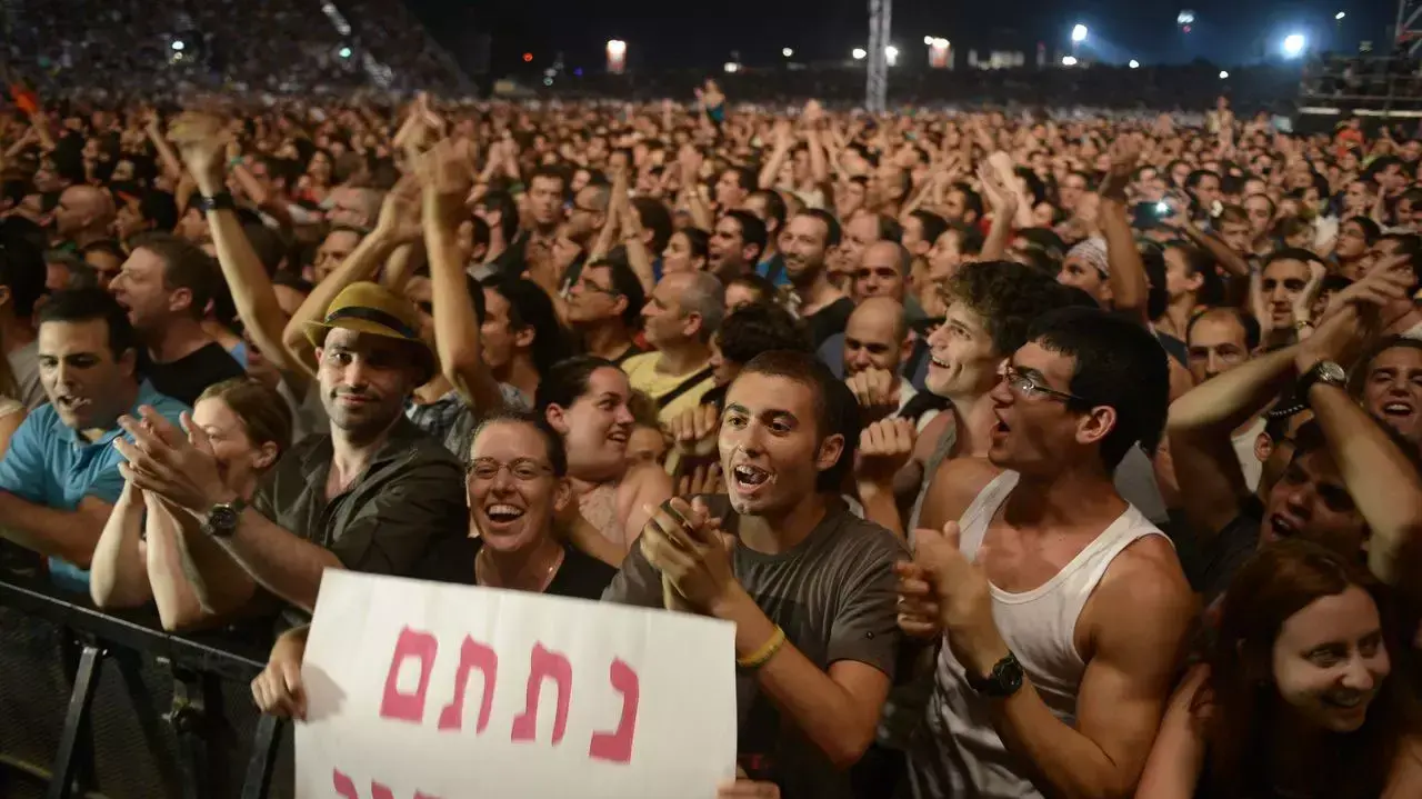 כוורת בפארק הירקון, 8 באוגוסט 2013 כוורת בפארק הירקון, 8 באוגוסט 2013