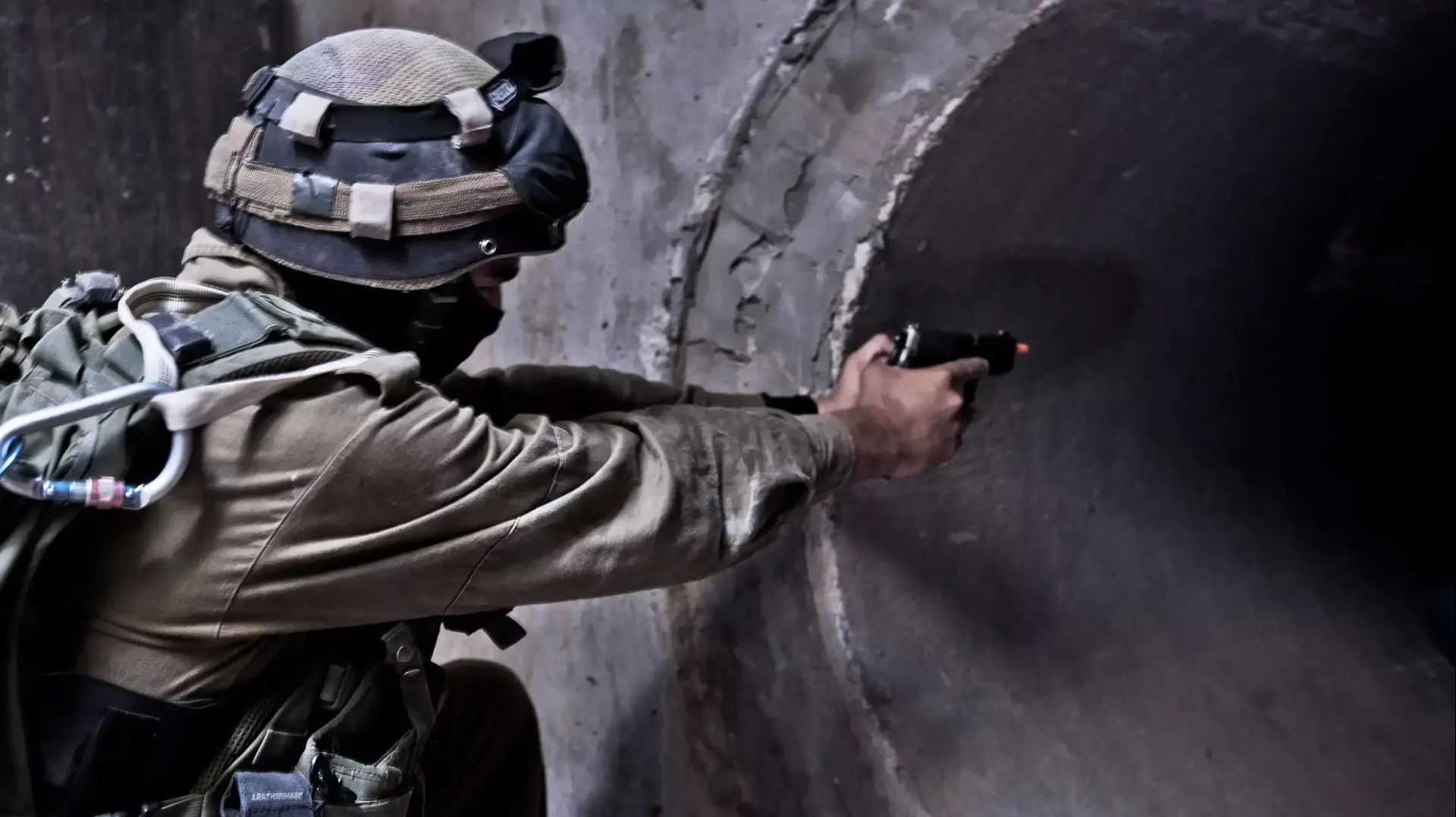 פלגת סמור של חיל ההנדסה הקרבי בצה"ל נגד מנהרות וחטיפת חייל פלגת סמור של חיל ההנדסה הקרבי בצה"ל נגד מנהרות וחטיפת חייל