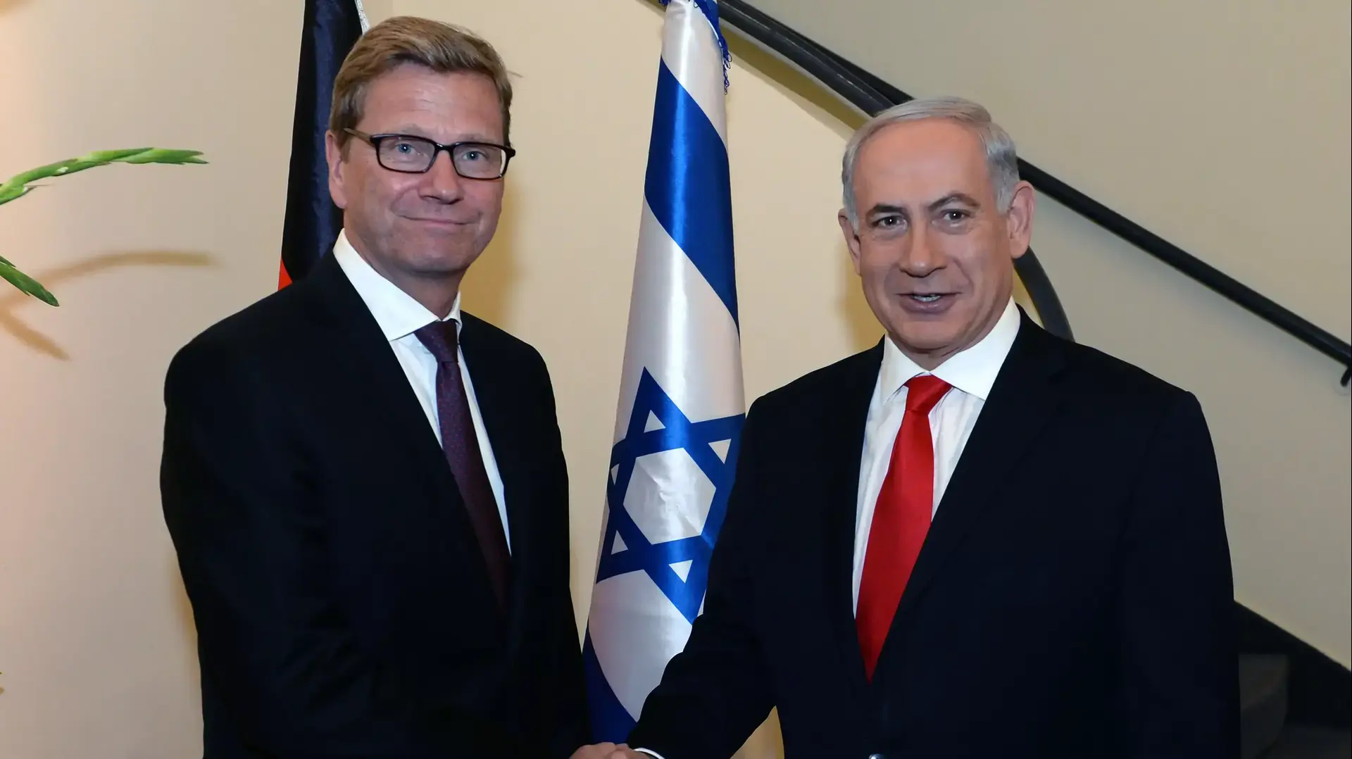 ראש הממשלה בנימין נתניהו ושר החוץ של גרמניה גידו וסטרוולה בירושלים, 12 באוגוסט 2013 ראש הממשלה בנימין נתניהו ושר החוץ של גרמניה גידו וסטרוולה בירושלים, 12 באוגוסט 2013