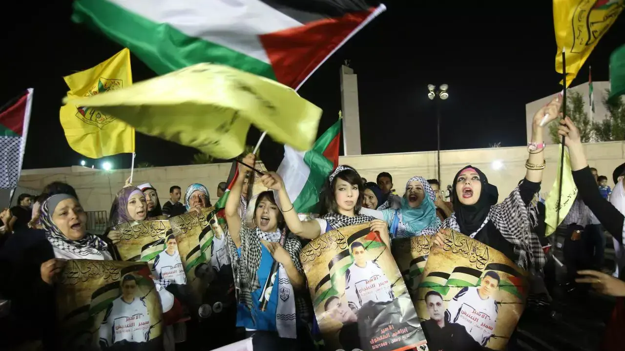 חגיגות בעיר רמאללה לרגל שחרור אסירים פלסטינים חגיגות בעיר רמאללה לרגל שחרור אסירים פלסטינים