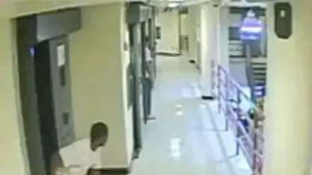 אסירים תוקפים אסיר אחר בכלא בפלורידה, יוני 2013