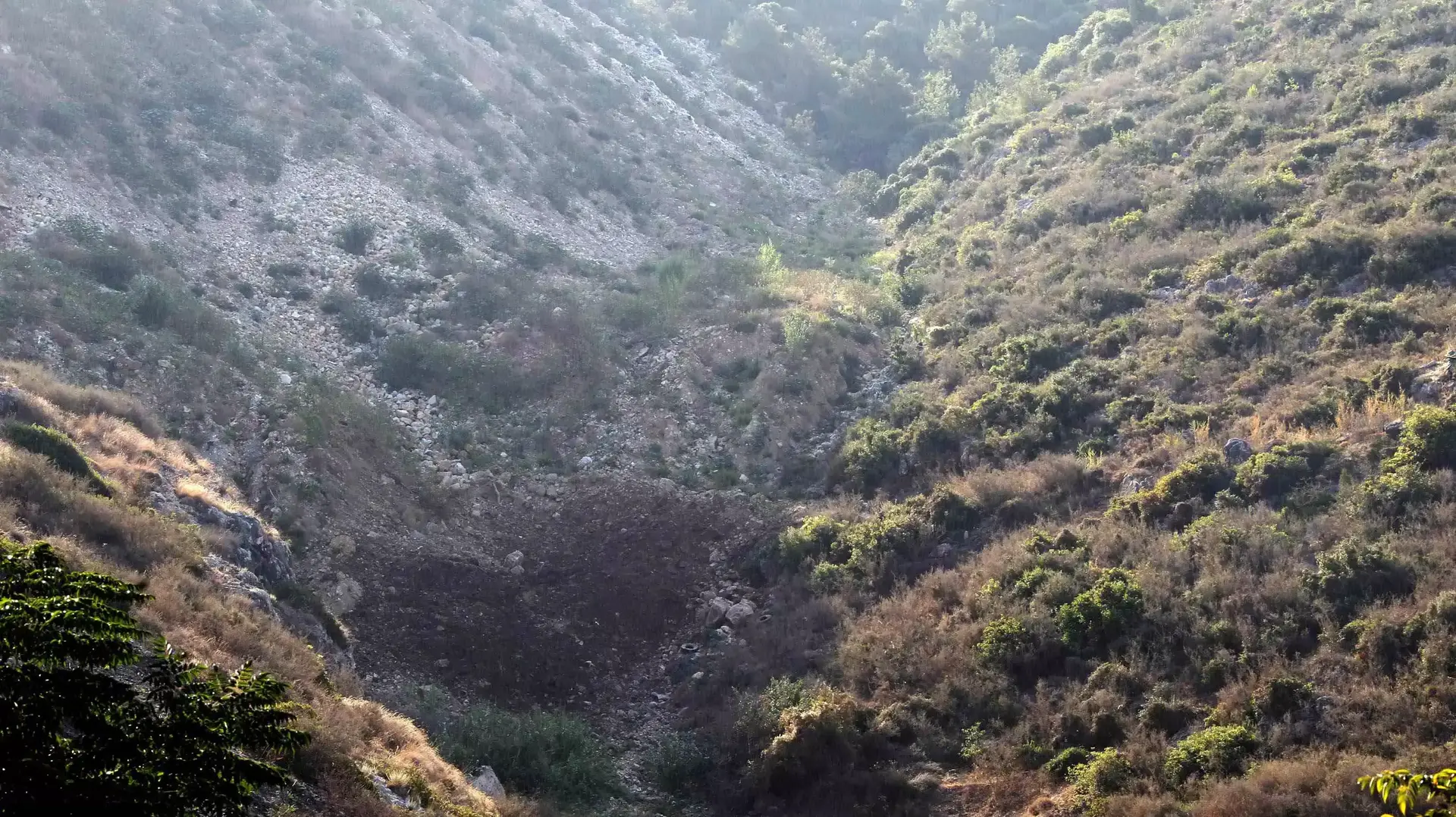 הכפר נועיימה, אזור ההפצצה של חיל האוויר ליד ביירות הכפר נועיימה, אזור ההפצצה של חיל האוויר ליד ביירות