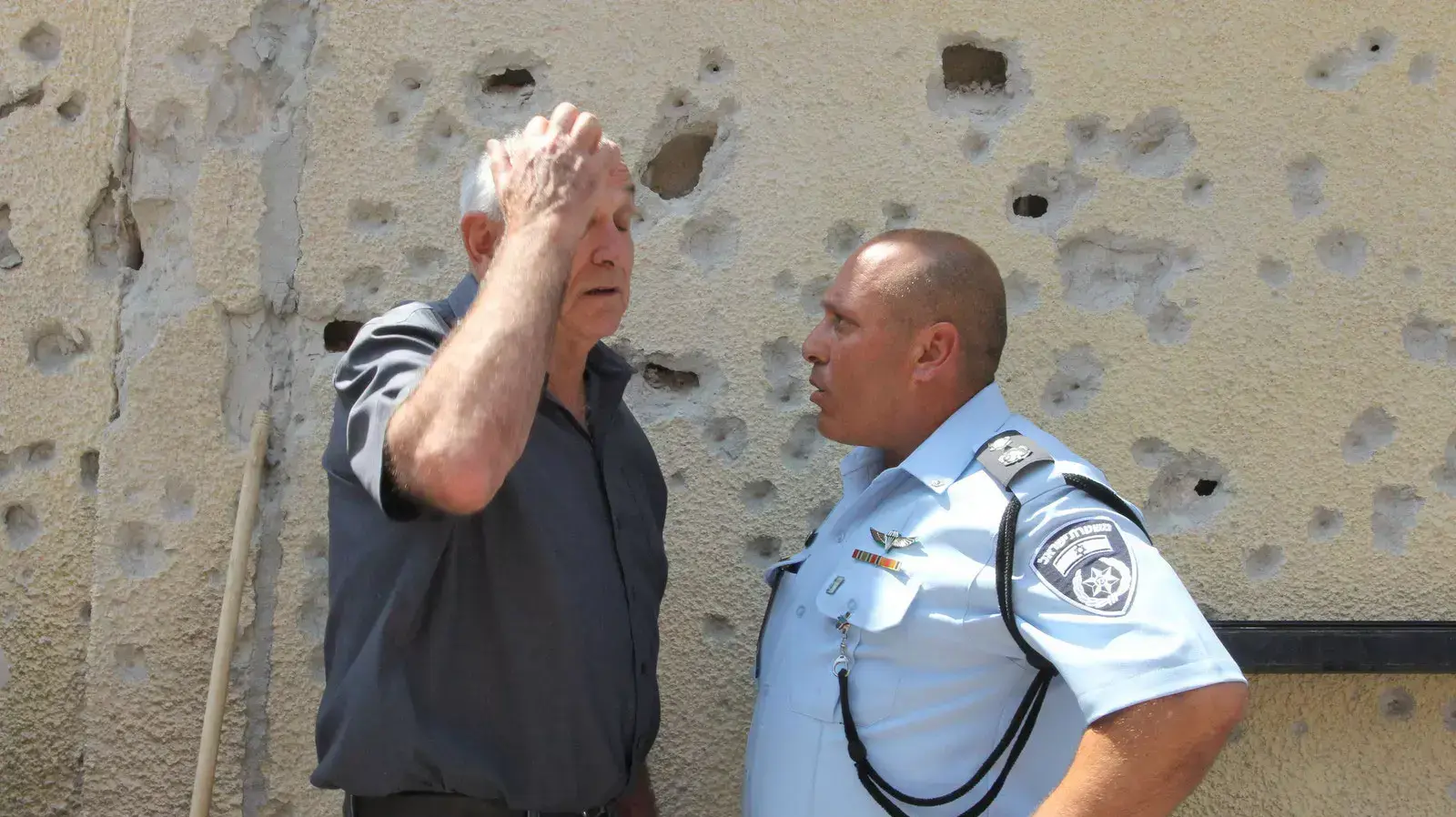 השר לביטחון הפנים יצחק אהרונוביץ' בביקר בשבי ציון, אוגוסט 2013 השר לביטחון הפנים יצחק אהרונוביץ' בביקר בשבי ציון, אוגוסט 2013