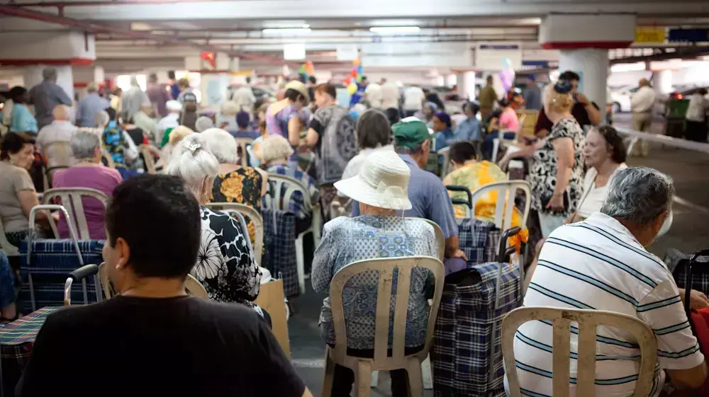 מתנדבים בעמותת פתחון לב מתנדבים בעמותת פתחון לב