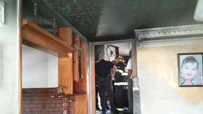 שני ילדים נשרפו ופונו במצב קשה בבית בכפר מנדא, ספטמבר 2013 שני ילדים נשרפו ופונו במצב קשה בבית בכפר מנדא, ספטמבר 2013