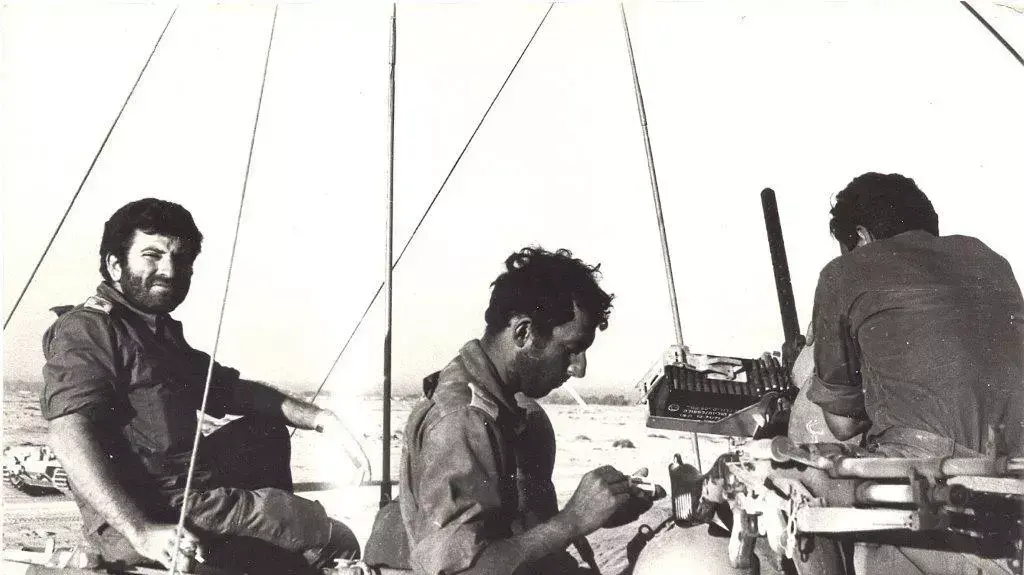 גדוד 9 של חטיבה 14 בשריון, ספג אבדות קשות עם תחילת הלחימה במלחמת יום הכיפורים בגזרה הצפונית של התעלה בסיני גדוד 9 של חטיבה 14 בשריון, ספג אבדות קשות עם תחילת הלחימה במלחמת יום הכיפורים בגזרה הצפונית של התעלה בסיני
