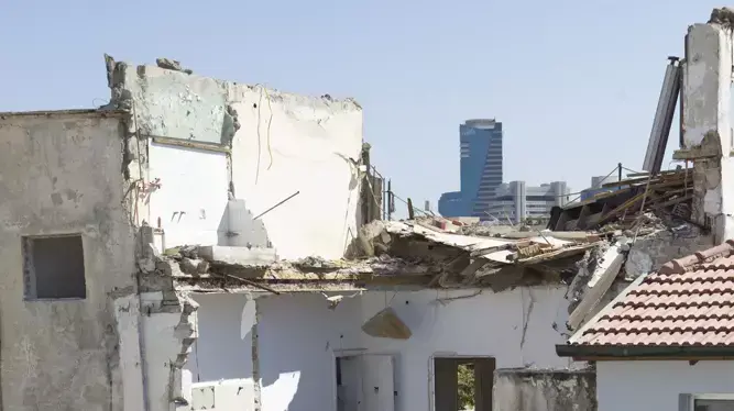 בניין קרס ברחוב הרצל 62 ת"א- לכודים והרוג, ספטמבר 2013 בניין קרס ברחוב הרצל 62 ת"א- לכודים והרוג, ספטמבר 2013