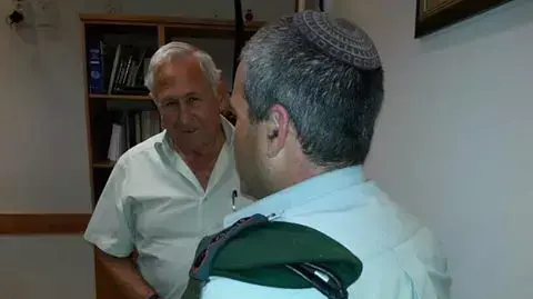 חגי מן קצין מודיעין במלחמת יום הכיפורים וקצין המודיעין הנוכחי חגי מן קצין מודיעין במלחמת יום הכיפורים וקצין המודיעין הנוכחי
