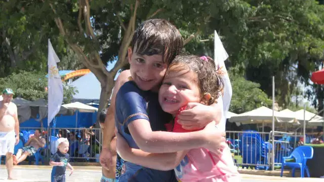 עדן ויהב גור, שנרצחו בידי אביהם בתל אביב