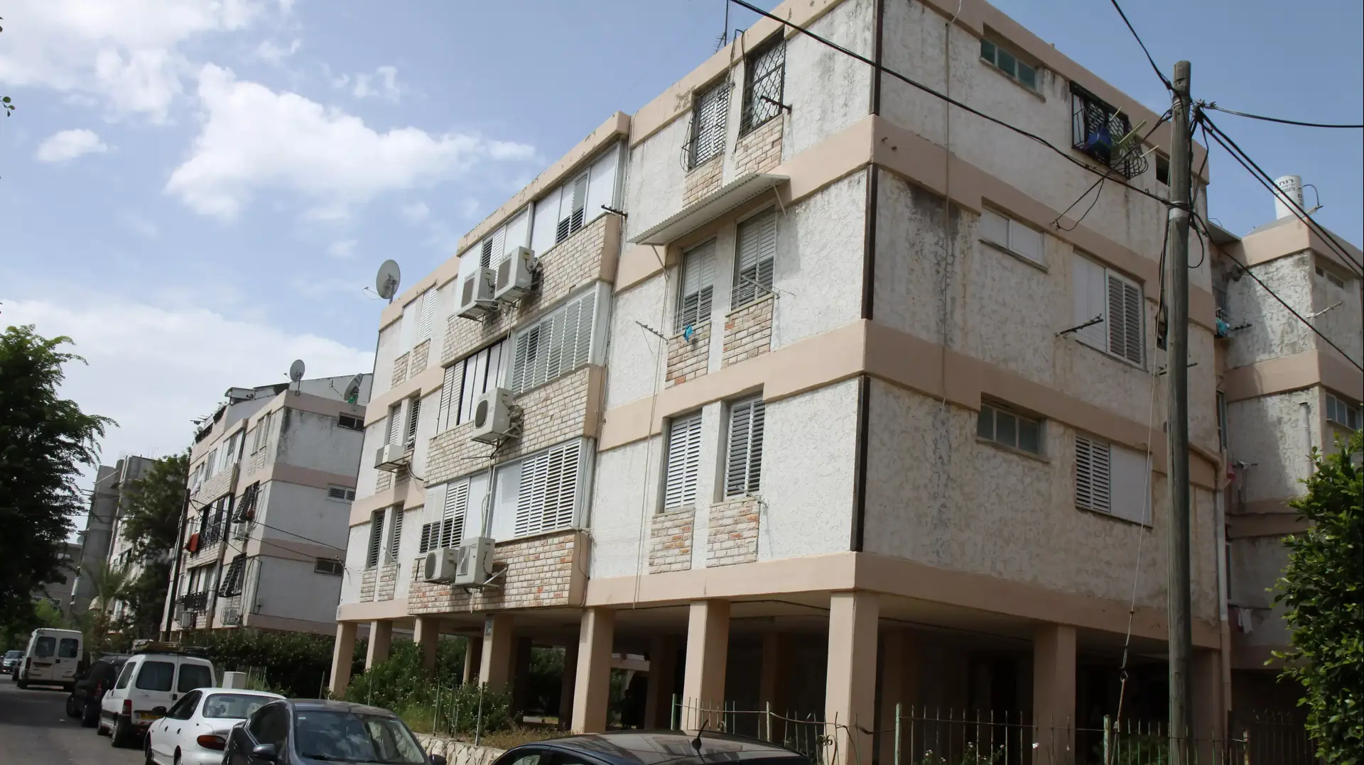 ביתו באור יהודה של אלי גור שרצח את שני ילדיו והתאבד 19 בספטמבר ביתו באור יהודה של אלי גור שרצח את שני ילדיו והתאבד 19 בספטמבר