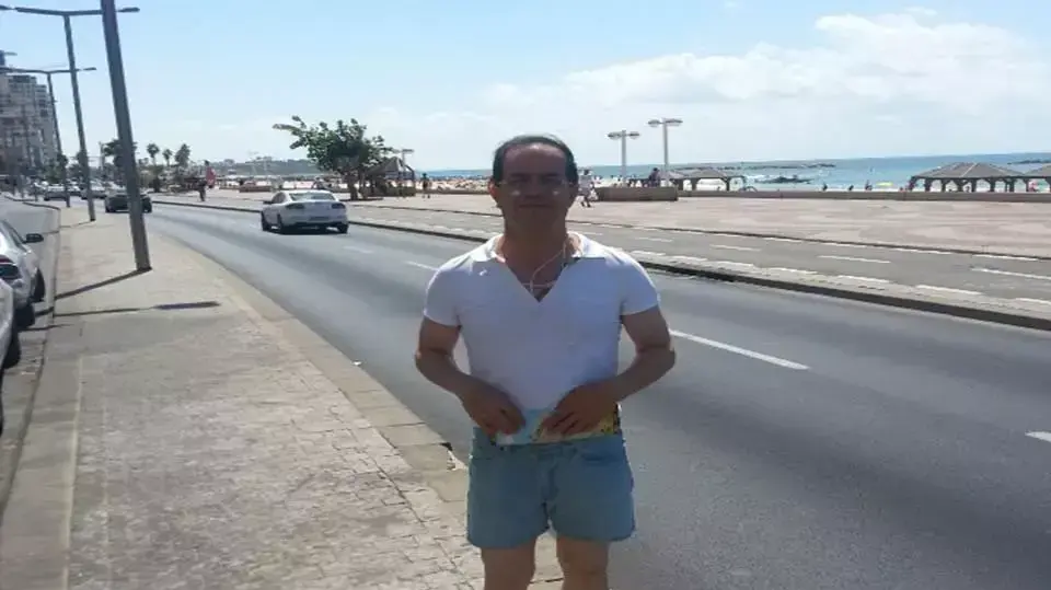 עלי מנצורי מרגל איראני נעצר בנתב"ג עלי מנצורי מרגל איראני נעצר בנתב"ג