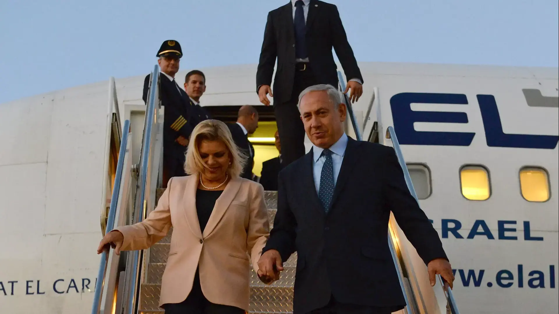 ראש הממשלה בנימין נתניהו ורעייתו הגברת שרה נתניהו נוחתים בניו יורק ראש הממשלה בנימין נתניהו ורעייתו הגברת שרה נתניהו נוחתים בניו יורק