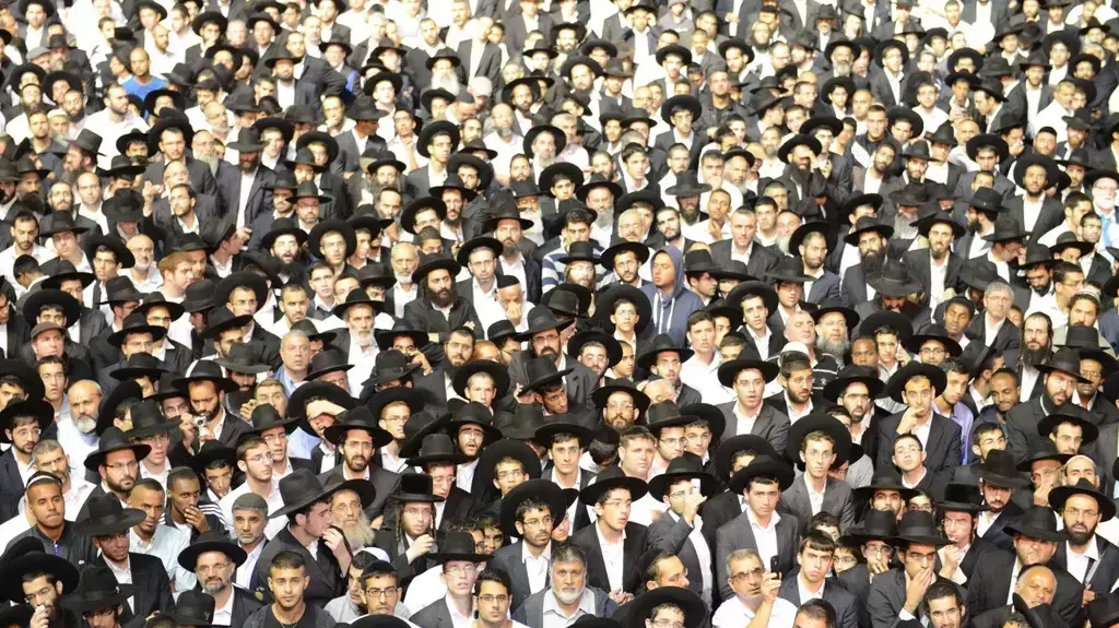 עצרת תפילה  המונית בכותל לשלומו של הרב עובדיה יוסף, ספטמבר 2013
