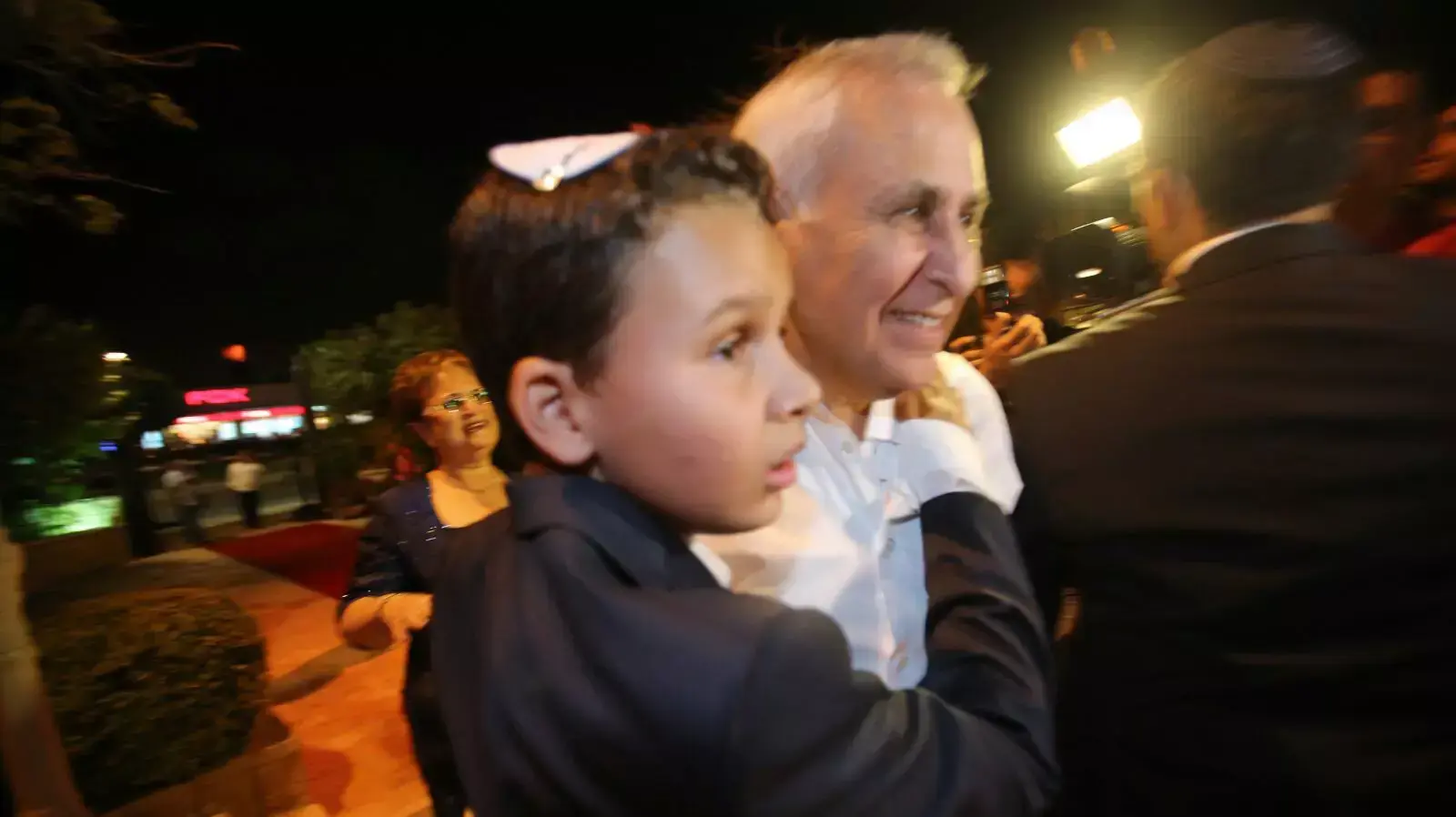 משה קצב  ונכדו בבר המצווה, ספטמבר 2013