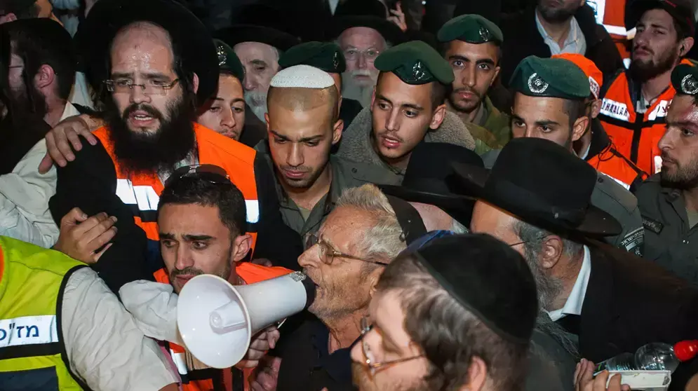 הלווייתו של הרב עובדיה יוסף בית העלמין סנהדריה, ירושלים