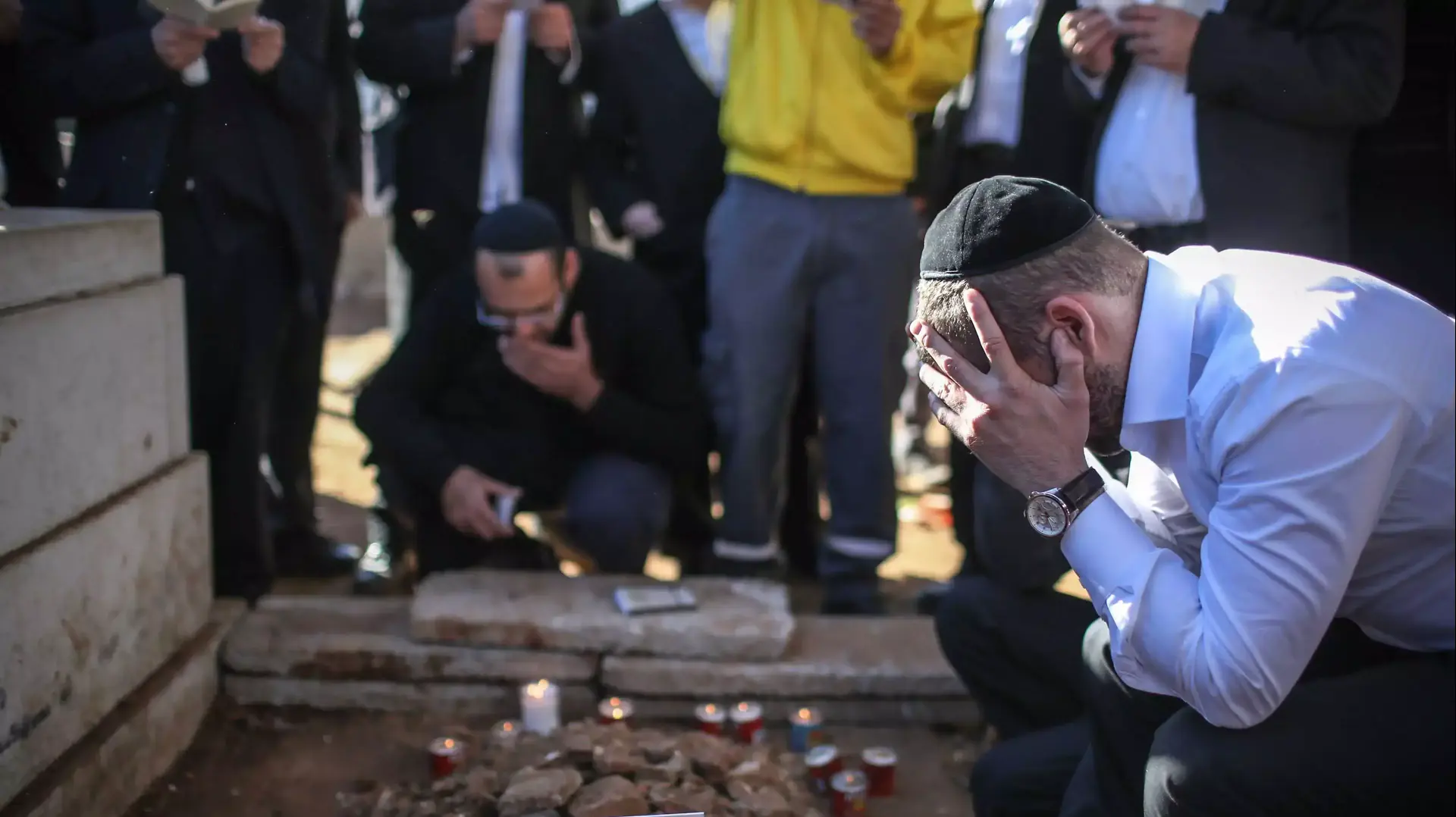 קברו של הרב עובדיה יוסף הבוקר קברו של הרב עובדיה יוסף הבוקר