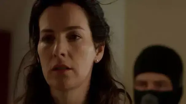 הצצה לסדרה "בני ערובה" הצצה לסדרה "בני ערובה"