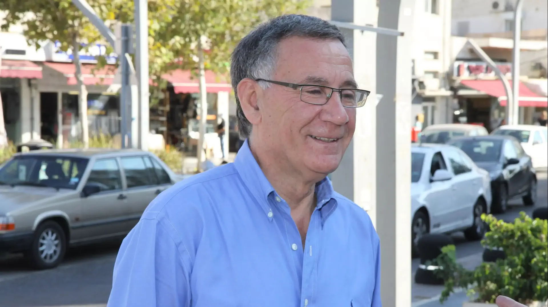 משה פדלון מועמד לראשות עיירת הרצליה- מבקר העיר, אוקטובר 2013 משה פדלון מועמד לראשות עיירת הרצליה- מבקר העיר, אוקטובר 2013