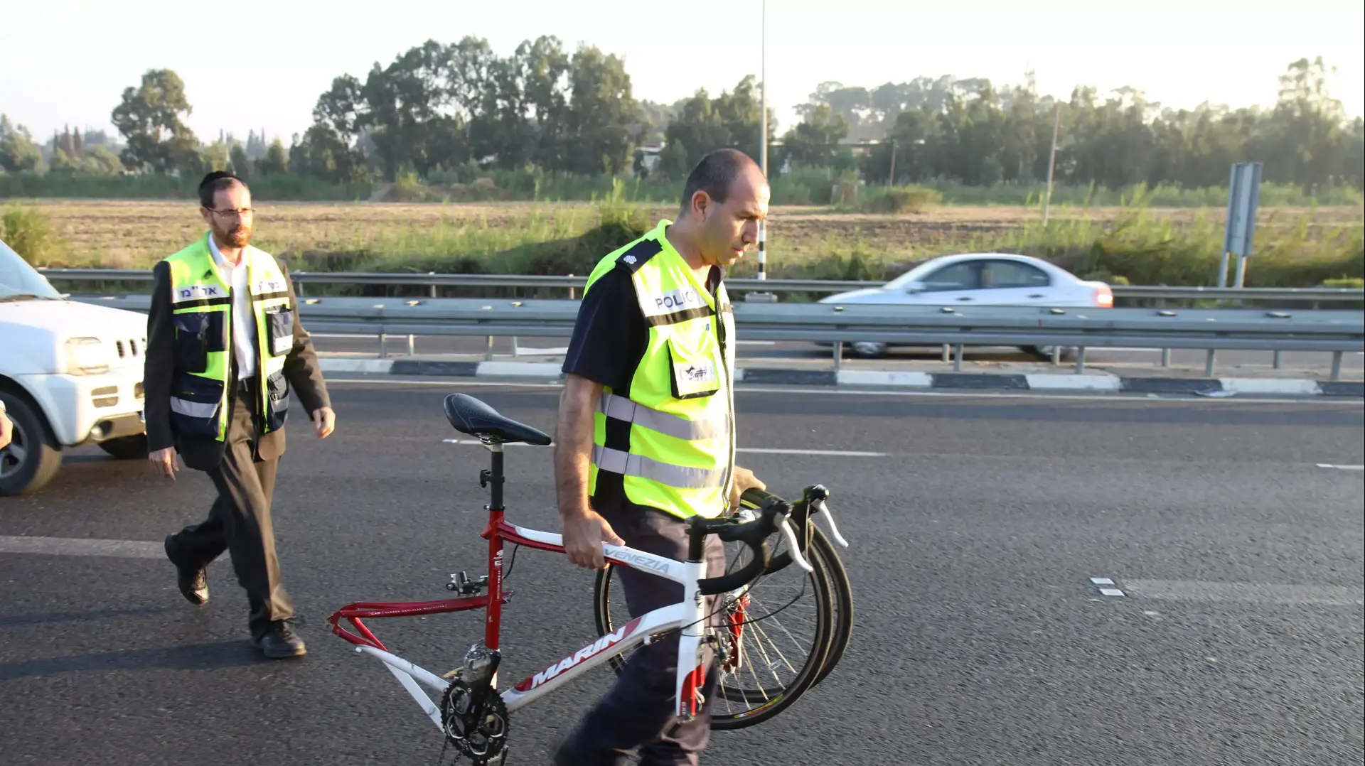 רוכבת אופניים נהרגה מפגיעת רכב סמוך לגן שמואל, 16.10.13 רוכבת אופניים נהרגה מפגיעת רכב סמוך לגן שמואל, 16.10.13