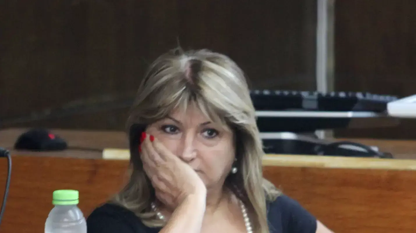 שולה זקן מגיעה למתן עדות במשפט הולילנד בבית המשפט המחוזי ת"א שולה זקן מגיעה למתן עדות במשפט הולילנד בבית המשפט המחוזי ת"א
