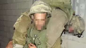 מסתערבים מיחידת דובדבן מדמים פינוי של לוחם שנפצע. אוקטובר 2013 מסתערבים מיחידת דובדבן מדמים פינוי של לוחם שנפצע. אוקטובר 2013
